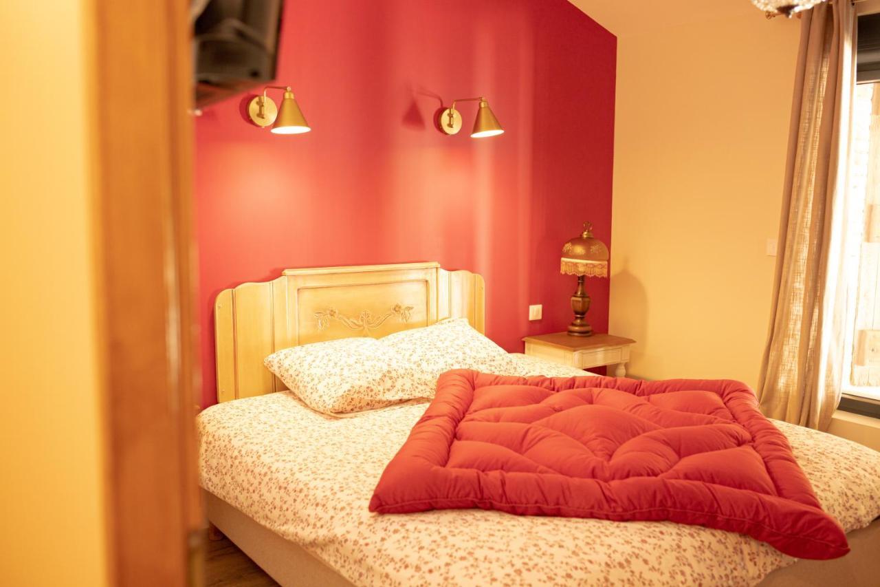 Domaine Des Jammetous - Hotel And Yoga Retreat Center La Magdelaine-Sur-Tarn Exteriér fotografie